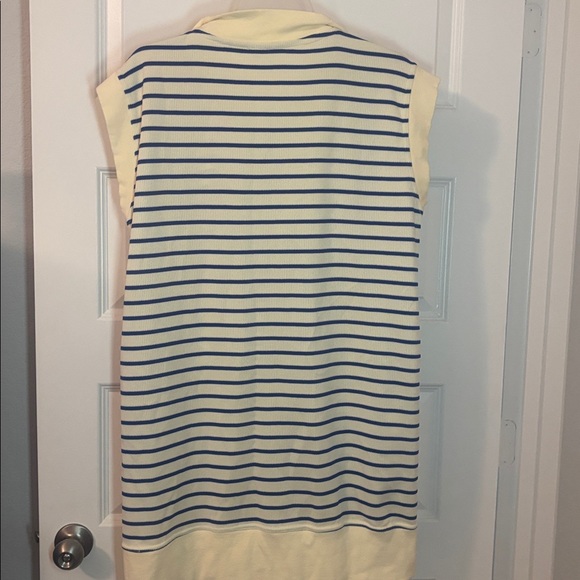 Entro Cream and Blue Striped Mini Dress SZ M 100% Cotton cap sleeve casual vacay - Picture 2 of 12